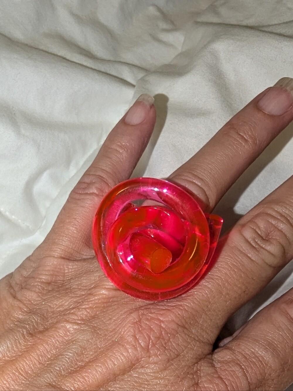 NEON PINK KNOT RING
